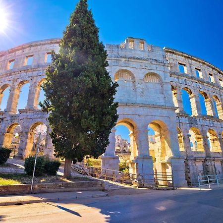 Апартаменти Apartman Monte Rizzi Пула Екстер'єр фото