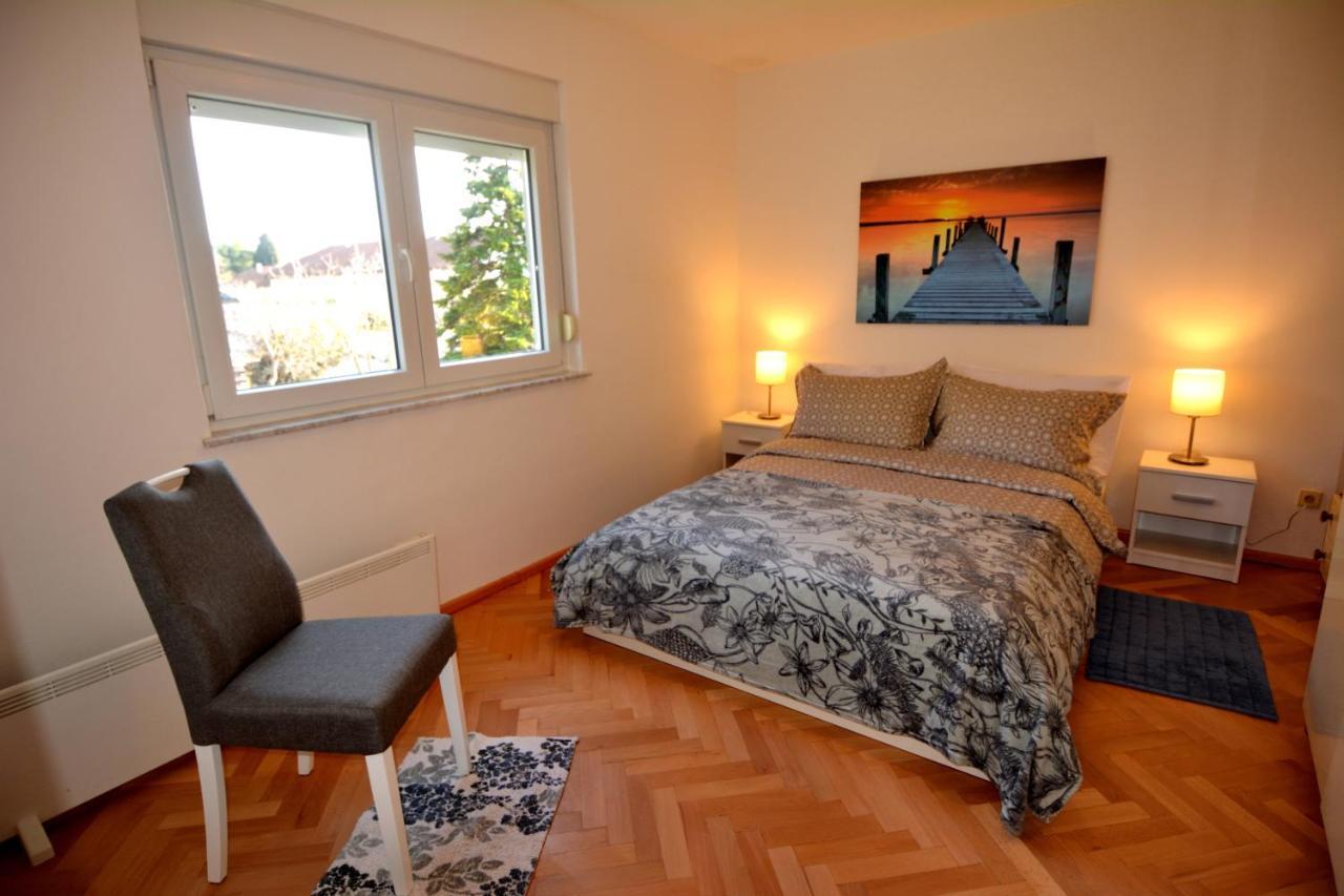 Апартаменти Apartman Monte Rizzi Пула Екстер'єр фото